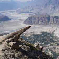 Marsur Rock Skardu in Skardu